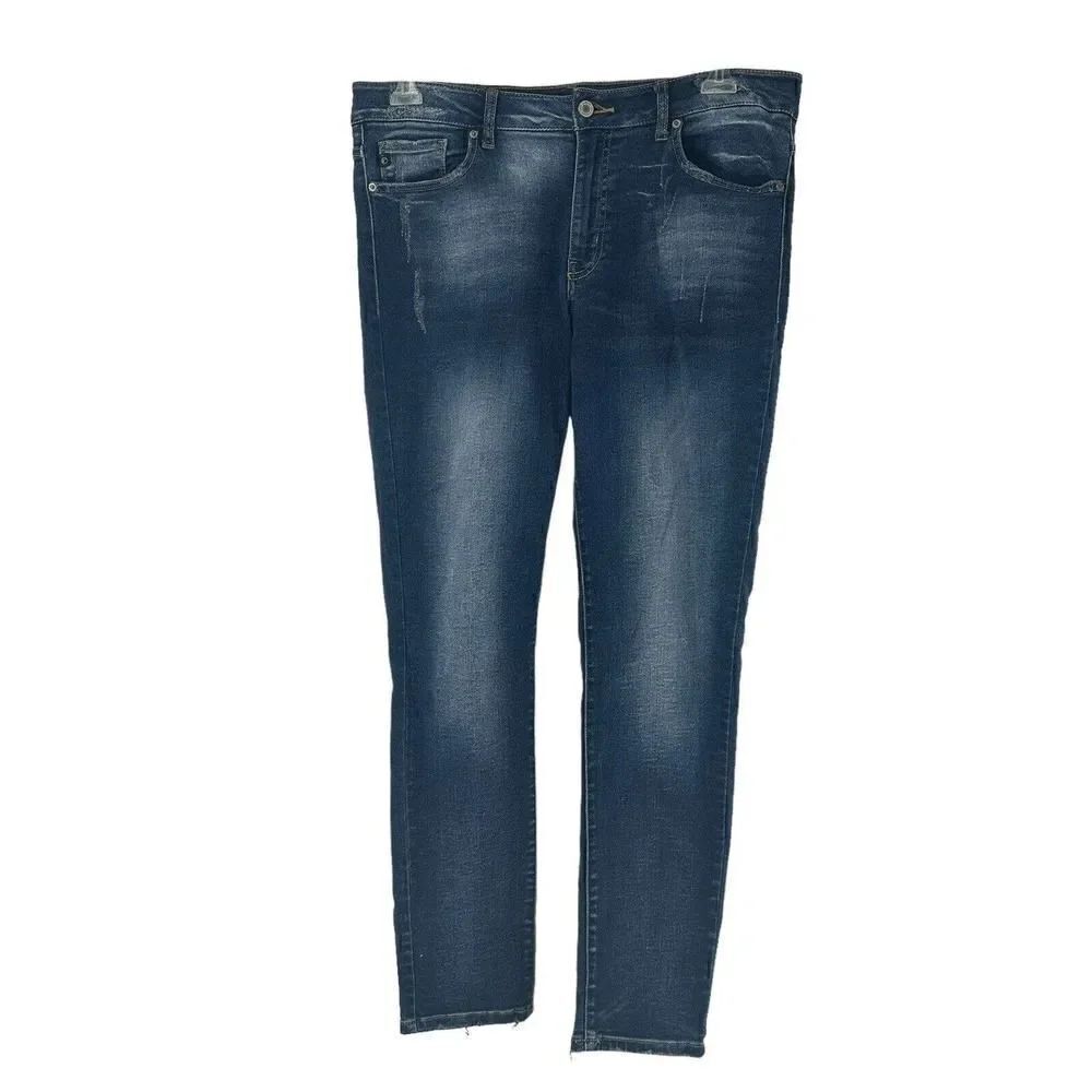 KanCan Jeans Womens Size 31 Waist Blue Stretch Denim Skinny Leg Mid Rise Classic